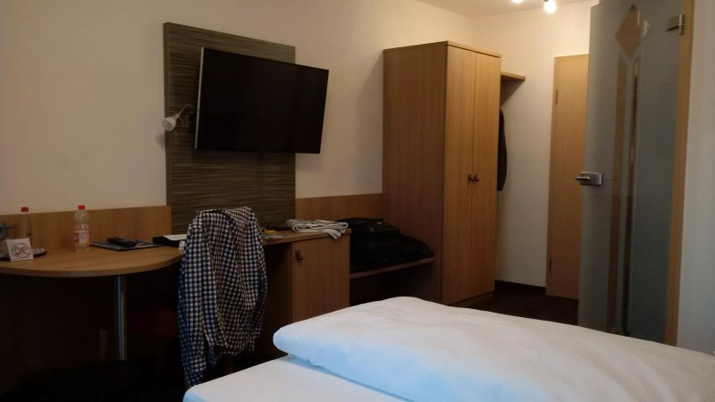 Danner's Hotel Lowen