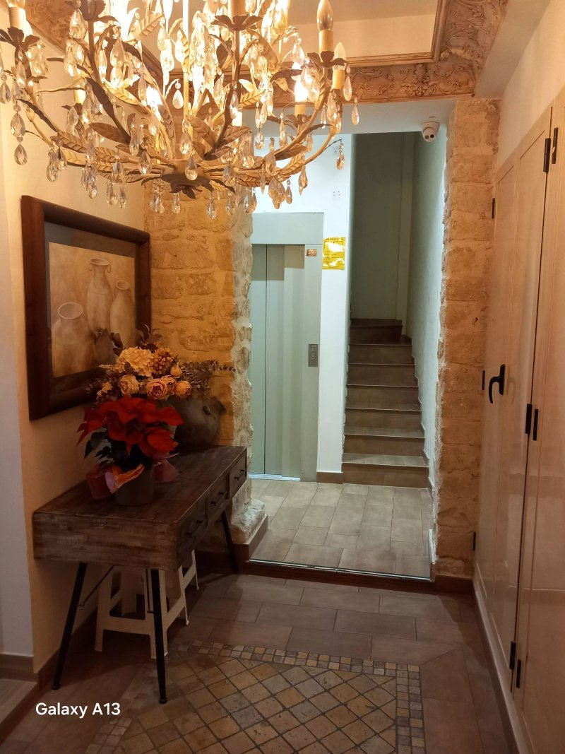 Dorinda Rooms