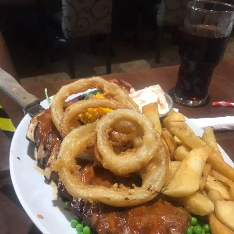 The Highwayman Inn