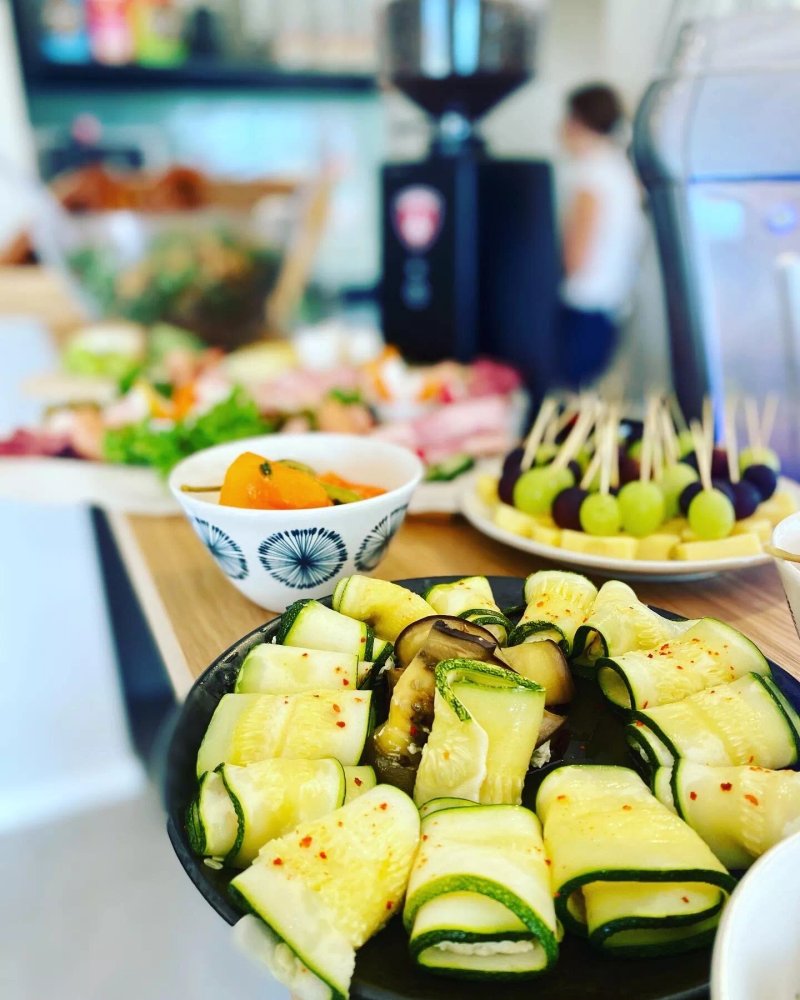 Cafe I Laden Oma Gerti