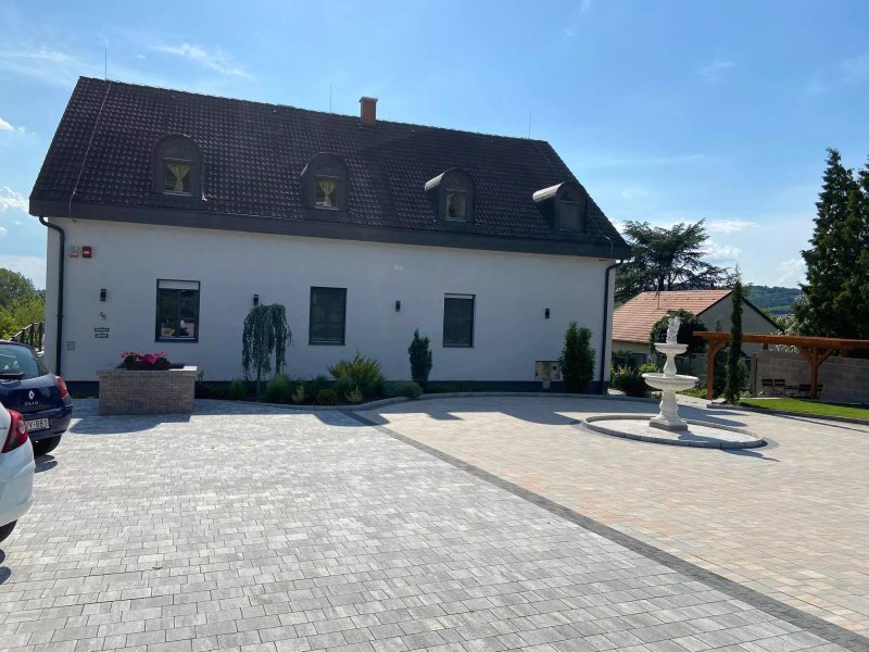 Katzer Villa