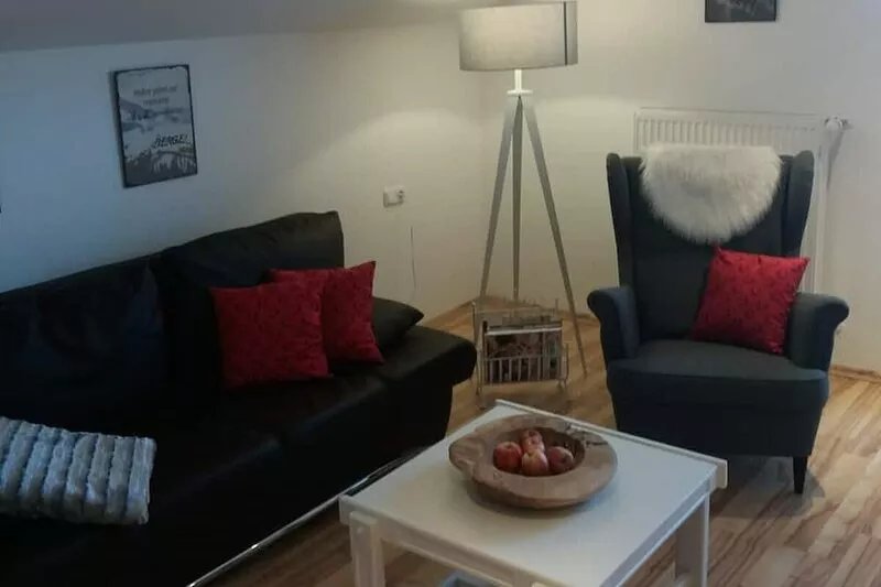 Central but quiet apartment with beautiful mountain views