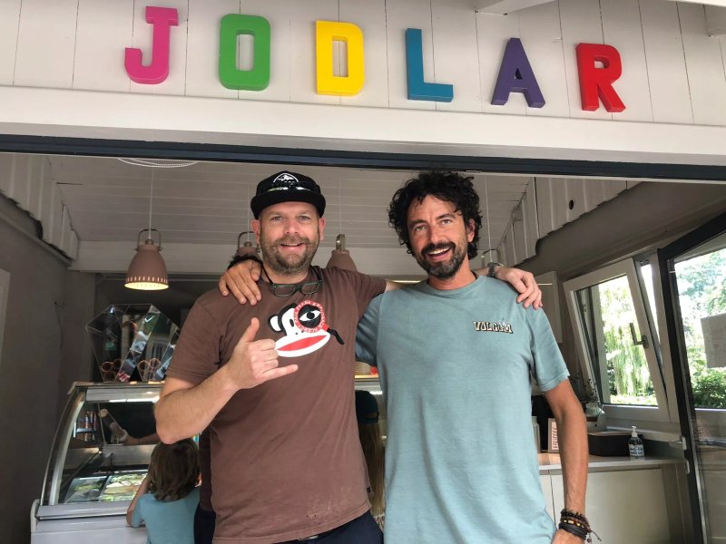 JODLAR - (the Yodeller)