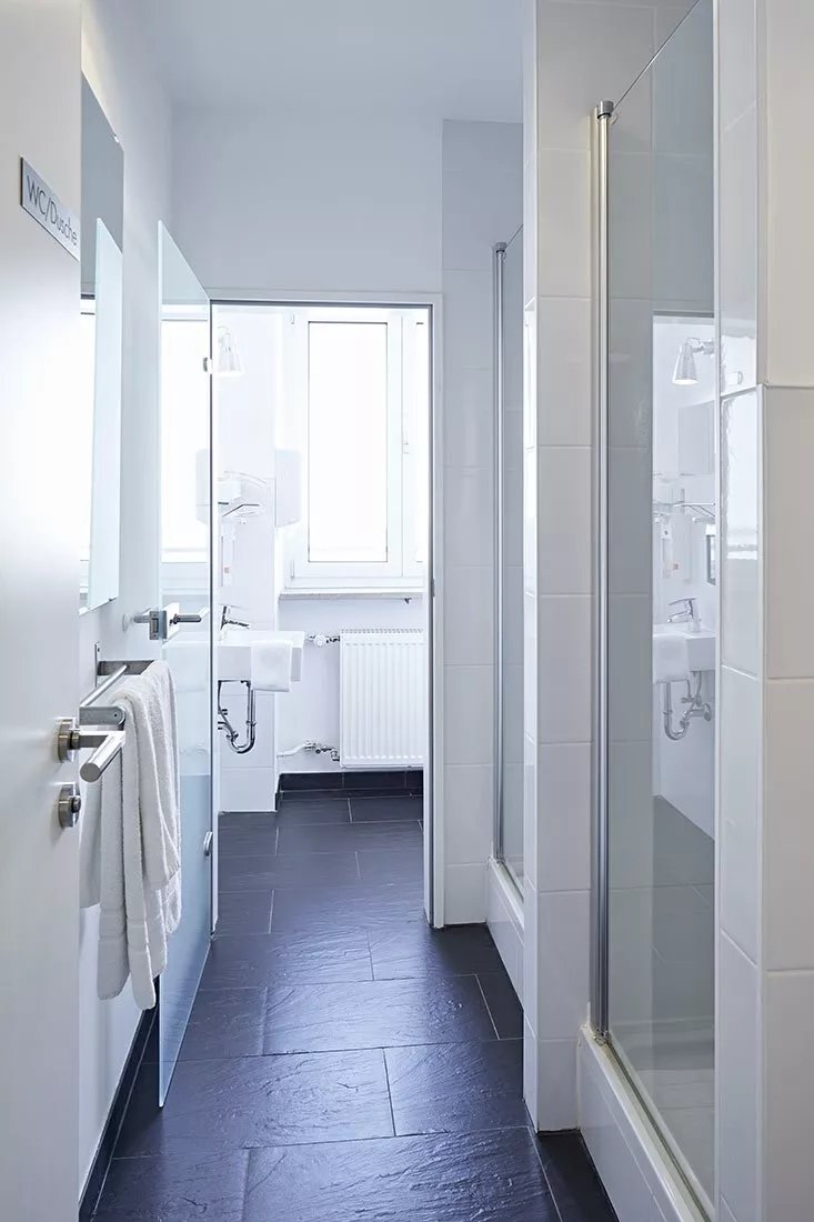 Uebernacht HostelHotelHome