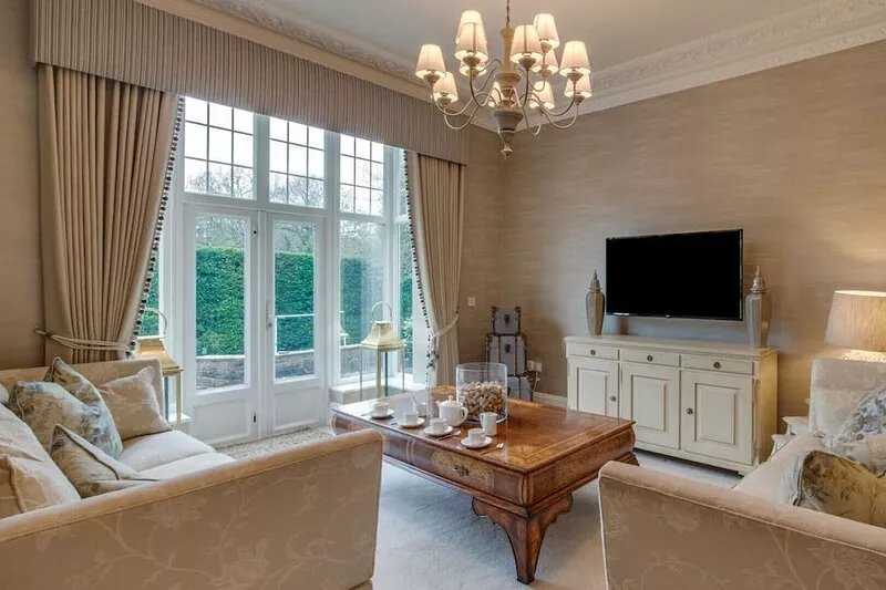 The Pines - Five Bedroom House, Sleeps 9