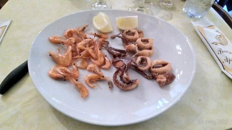 Trattoria Pizzeria A Me Casa