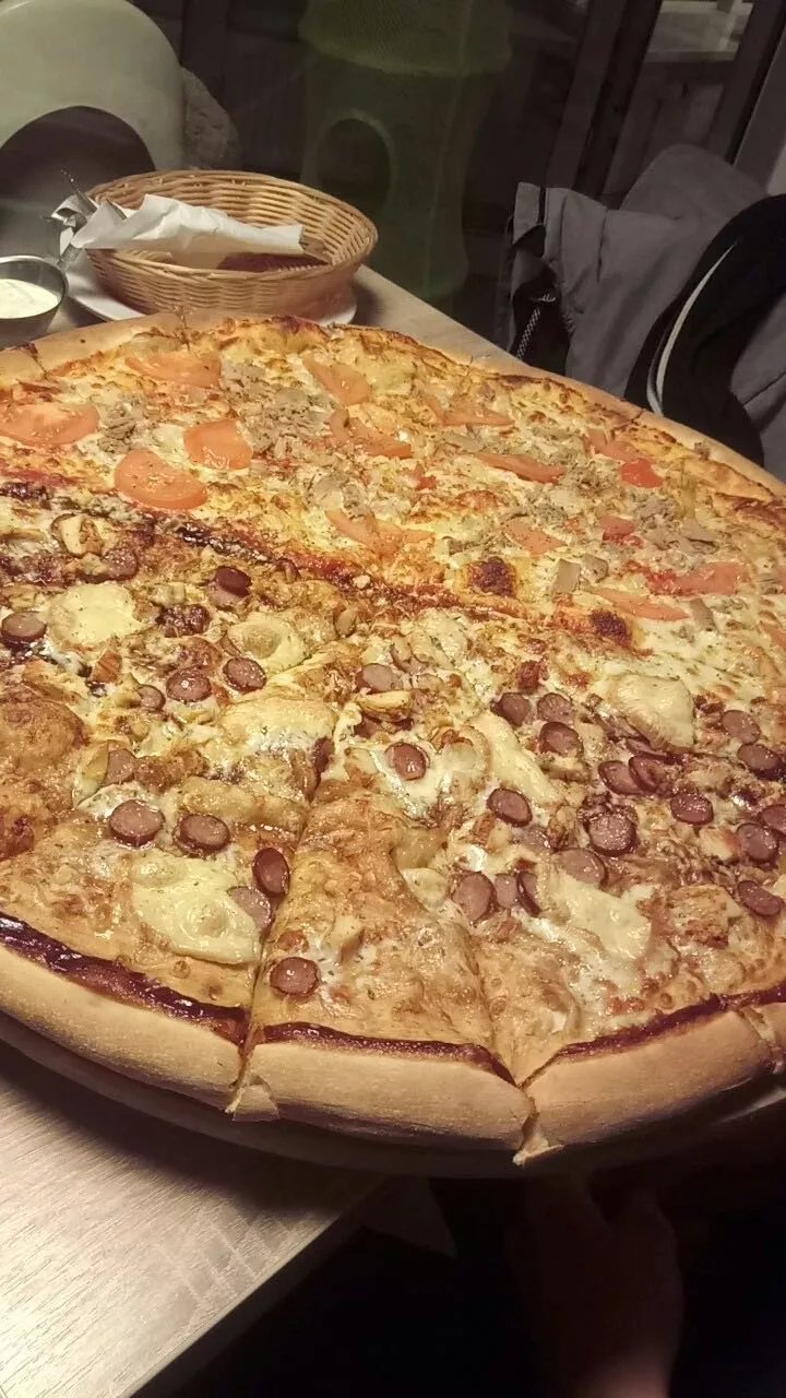 Pizzeria 105