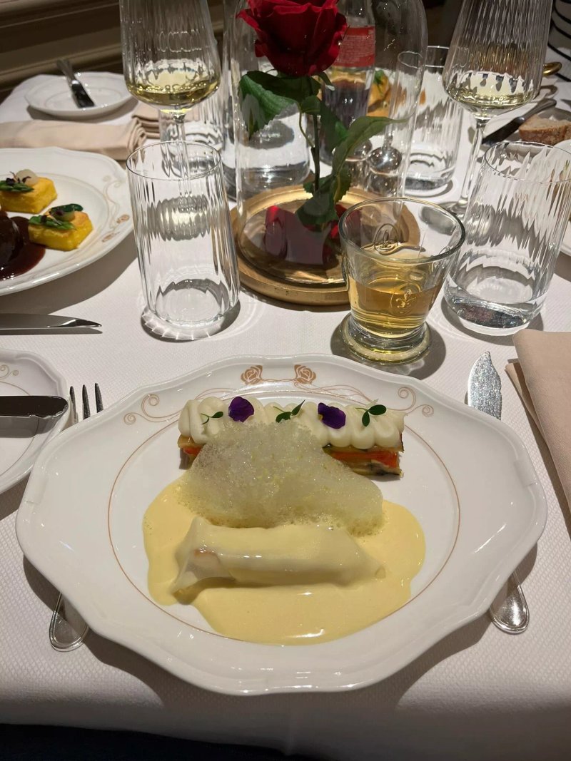 La Table de Lumiere