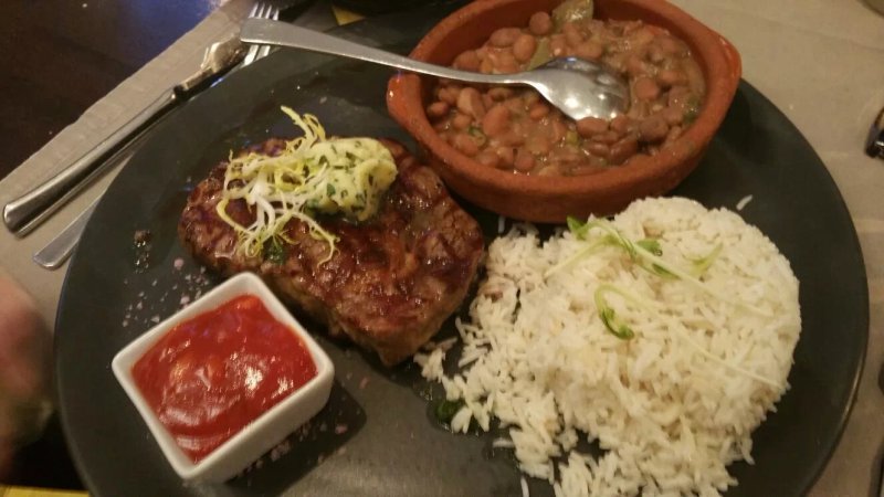Helo Restaurant