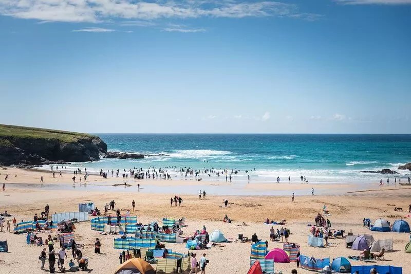 Brand New Luxury villa on Treyarnon Beach sleeps 8, Dog Friendly