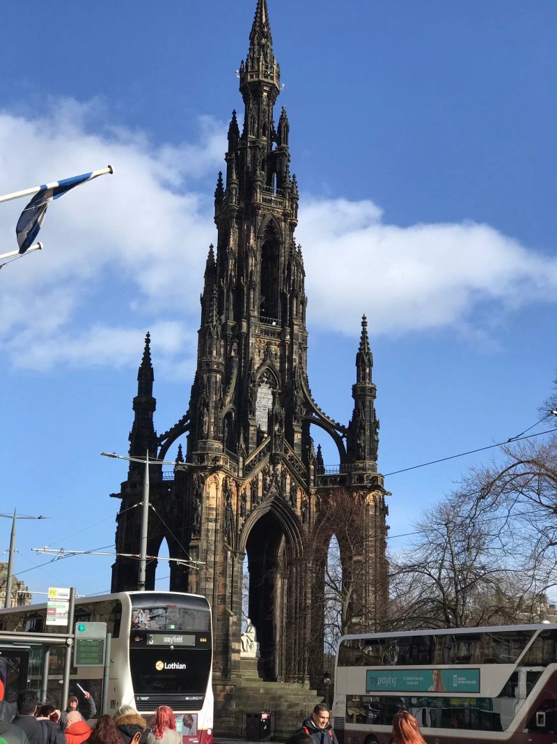 Edinburgh Castle Apartments and Suites
