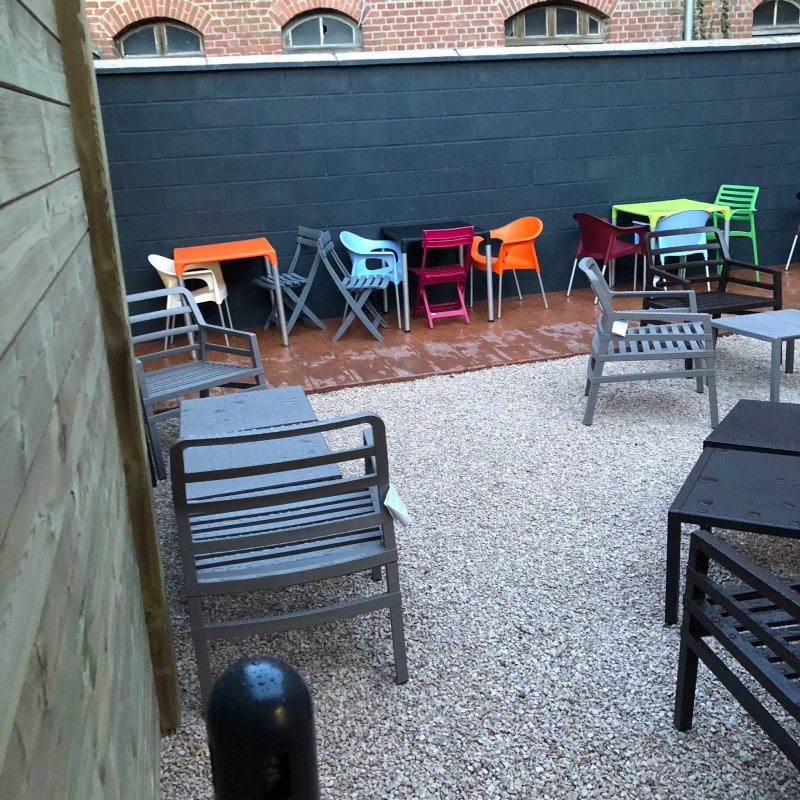 Poppy Coffee Shop