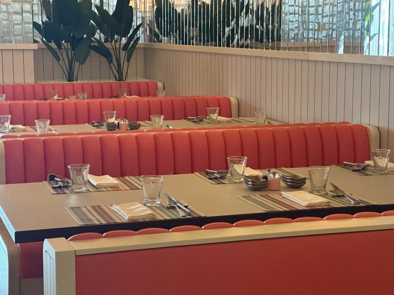 Hoku Restaurant & Lounge Bar