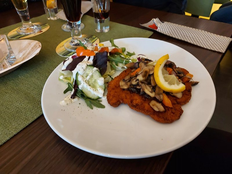 Heidari Restaurant Cafe Bar