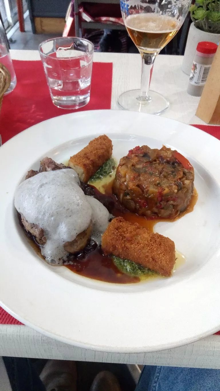 Le Kafe-In