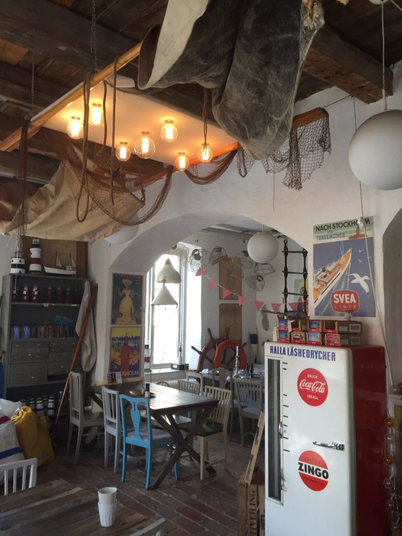Tackel & Tag Cafe Och Skeppshandel