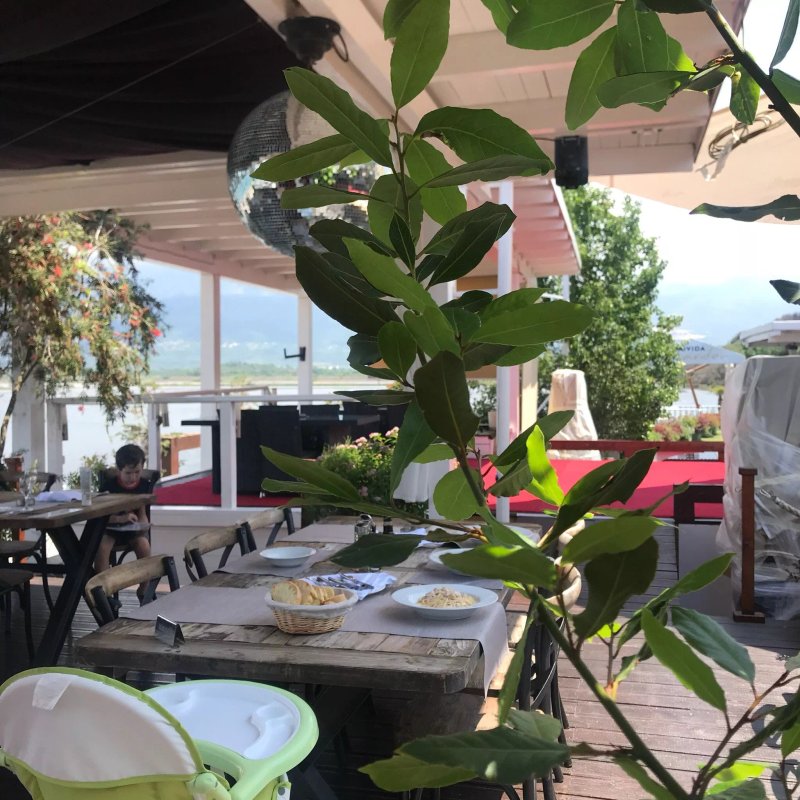 Movida Restaurant & Lounge Club
