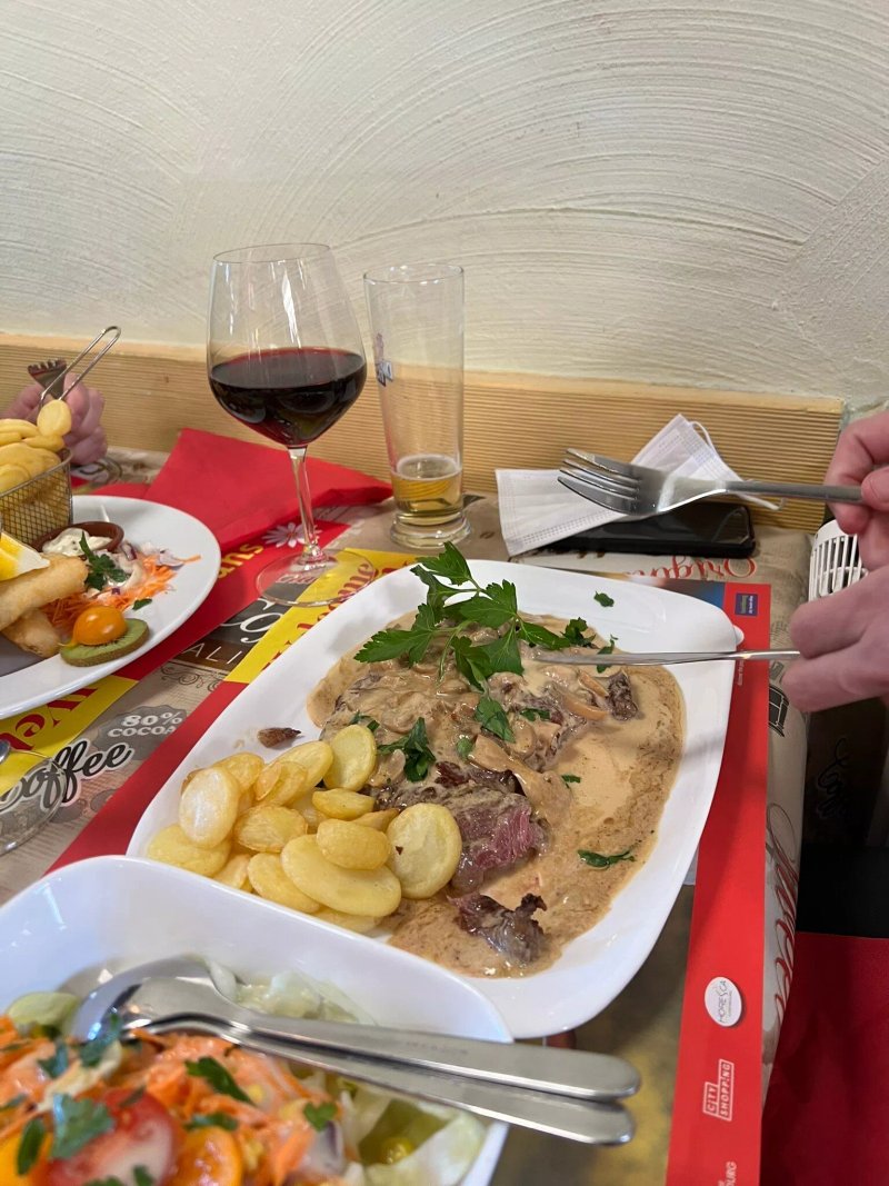 RESTAURANT Bar Le Queen's Borsalino