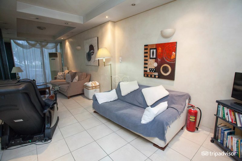 Apollo Hotel