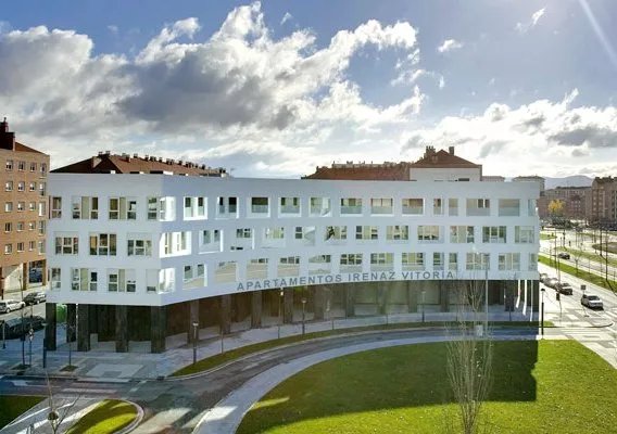 Irenaz Vitoria Apartments