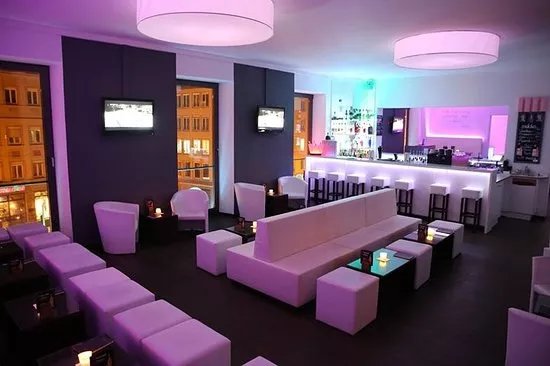 mamo lounge