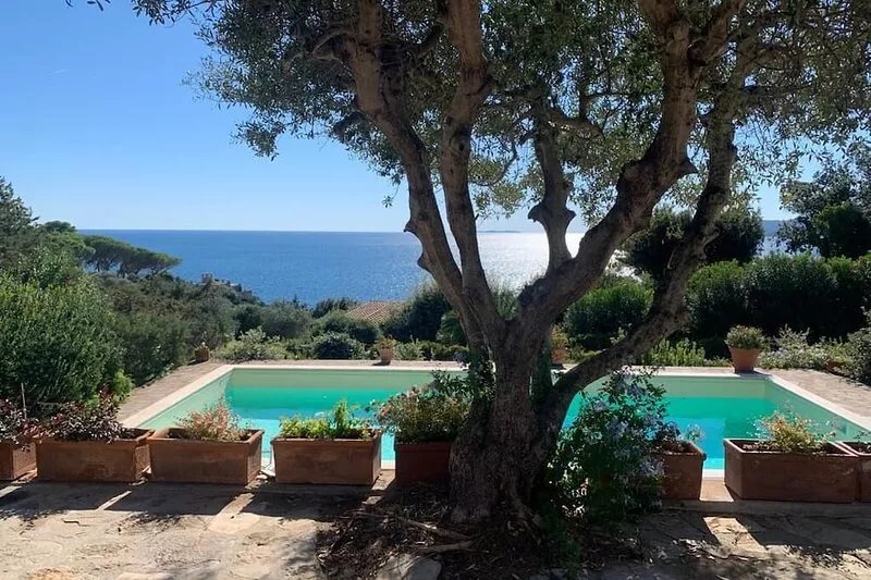 D'Azur villa with pool, enchantment between Silver Coast and Maremma