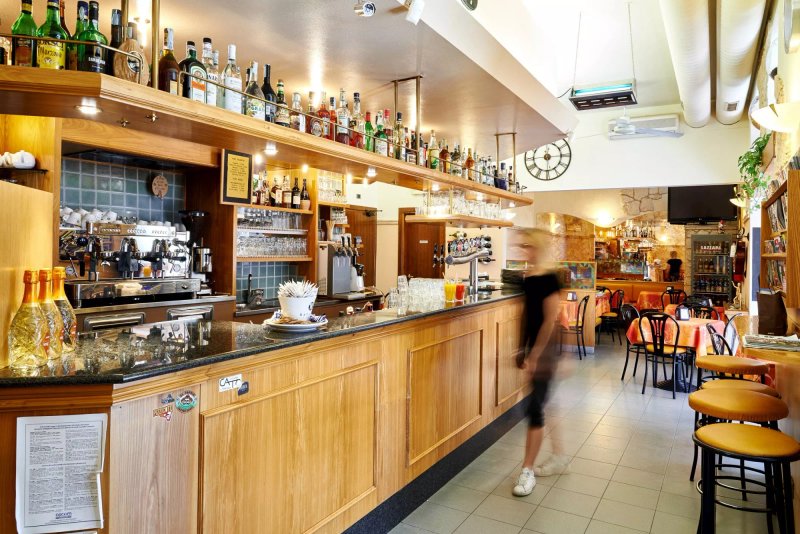 Bar Icarus