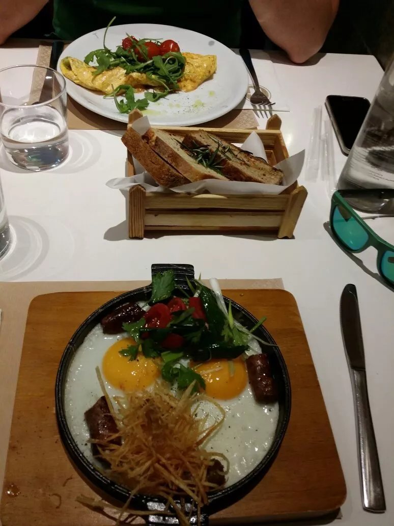It+ Restaurant