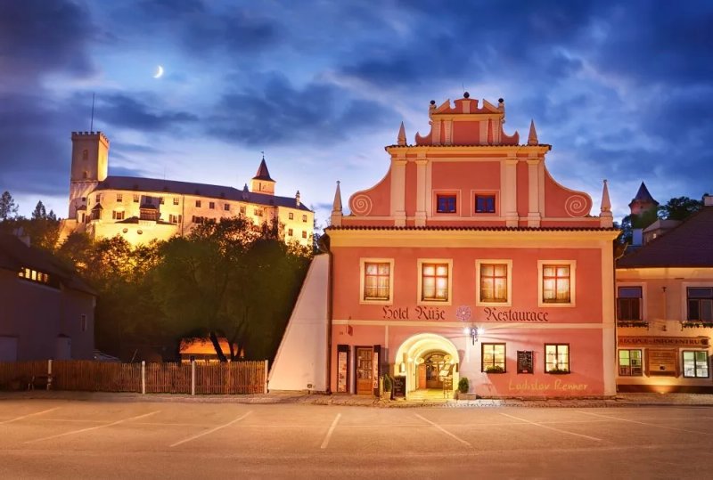 Hotel Ruze