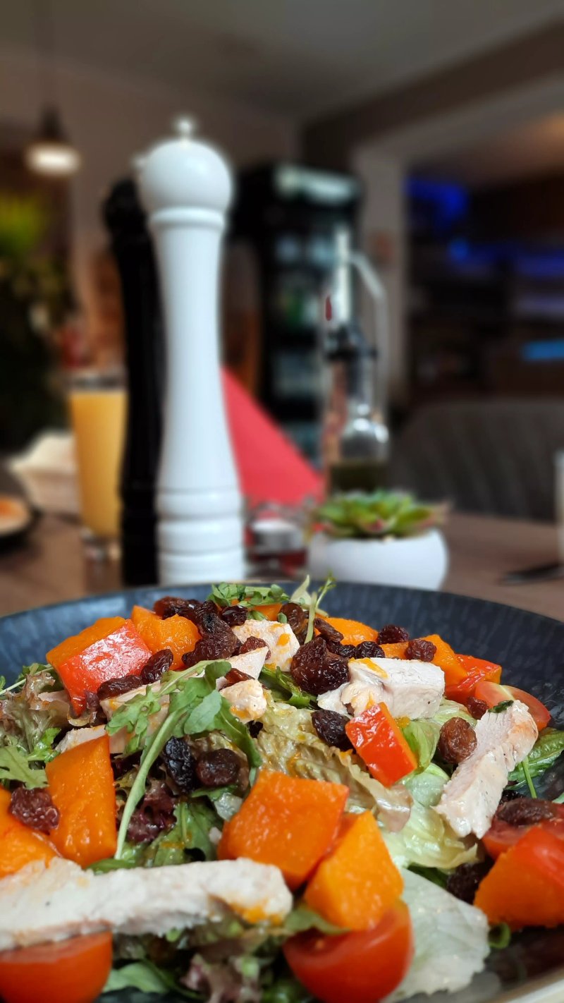 Ristorante Und Pizzeria Amici