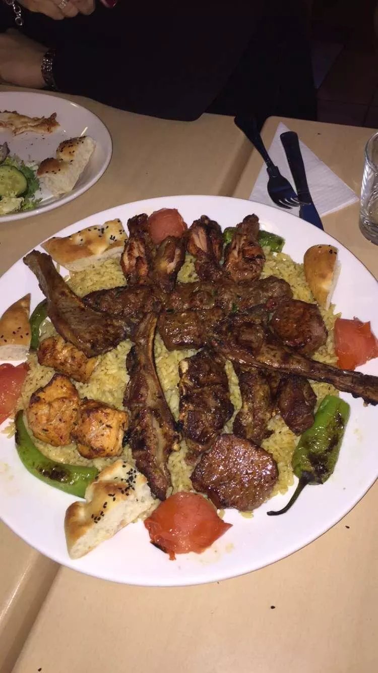 GB Cafe Oriental Diner & Sushi Bar