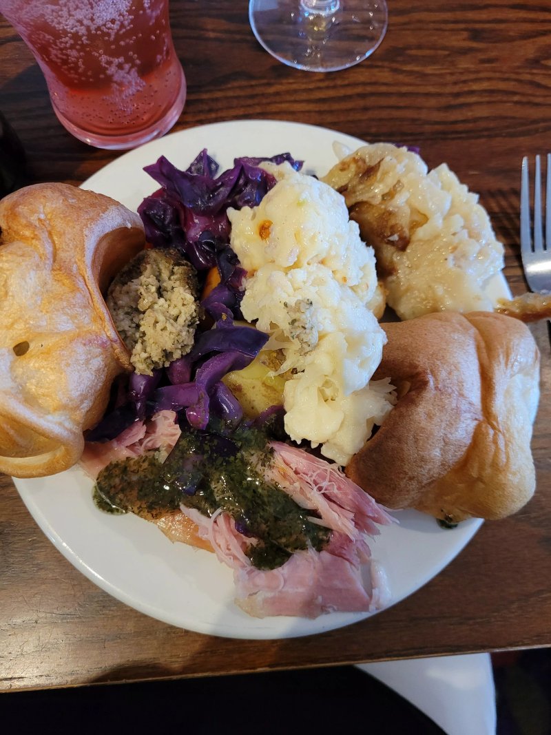 Willow Farm - Dining & Carvery