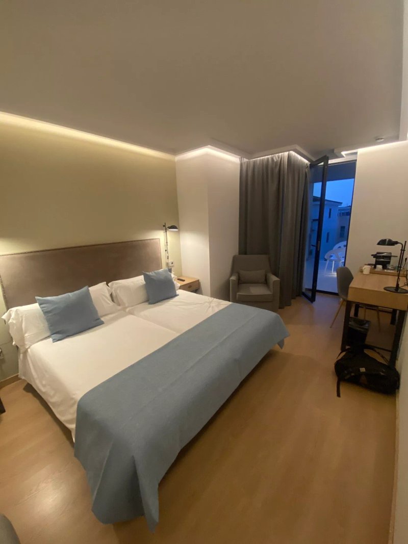 Hotel Kyrat Amarac Suites