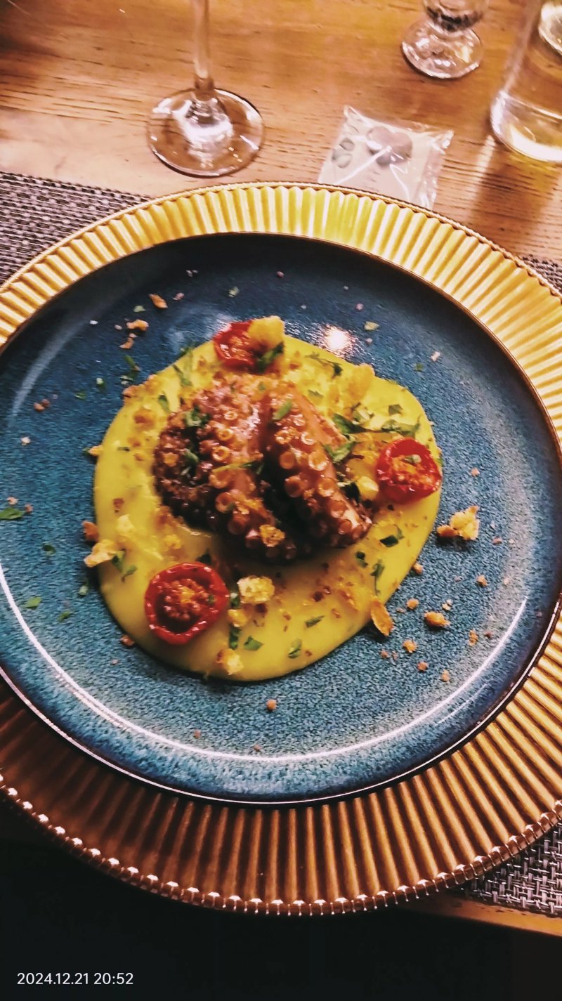 Pane Vino & Zucchero Home Restaurant