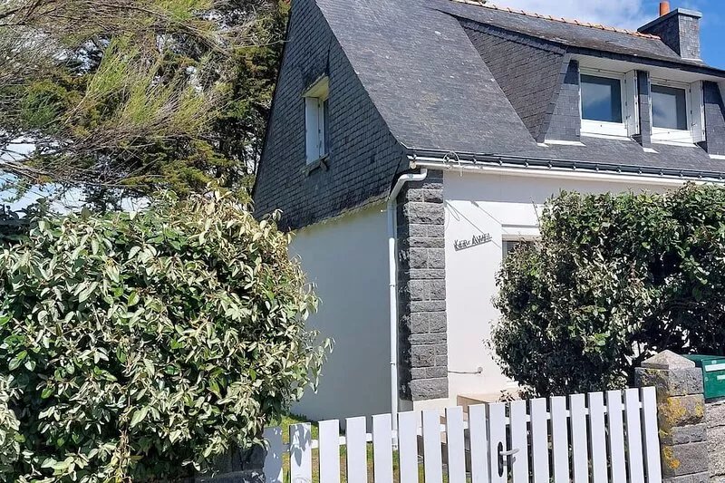 KERAWEL quiet holiday home 8/10 p. near beach KERHILLIO