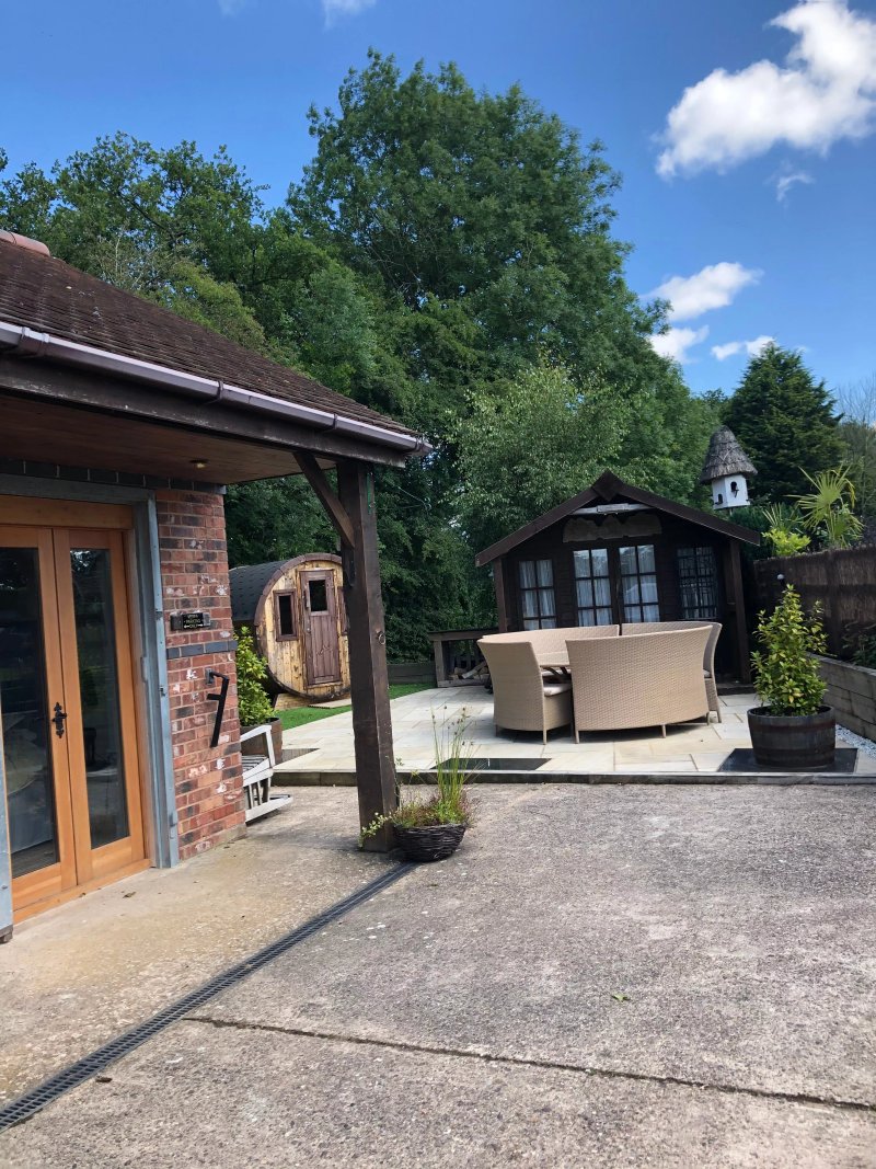 Oak Tree Stables