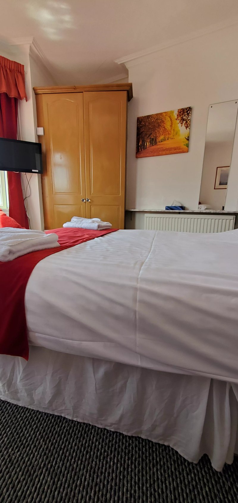 Ash Hotel B&B