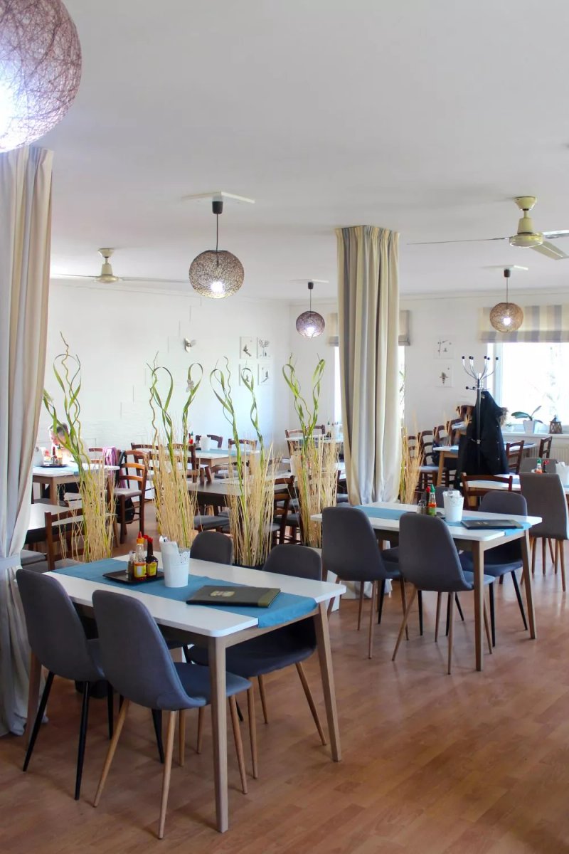 Persia Restaurant & Pizzeria