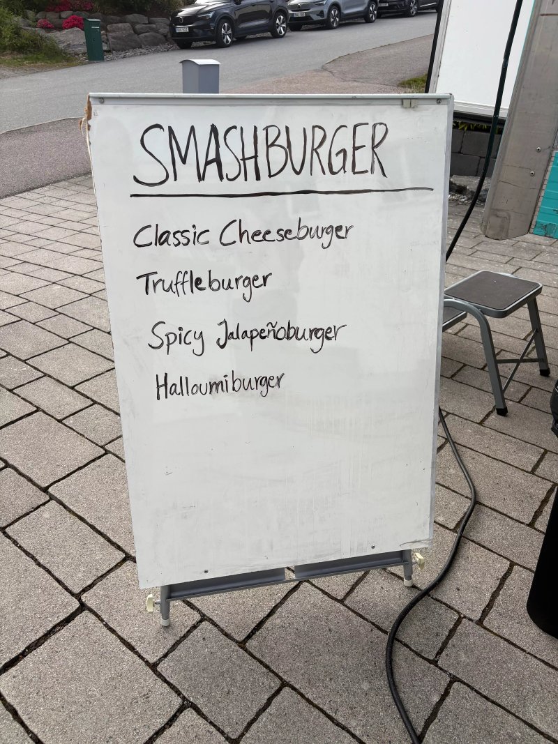 Tva Gubbar - Street Food