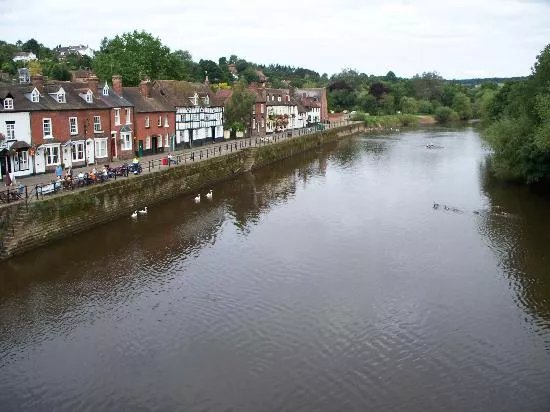 Mug House Inn & Restaurant