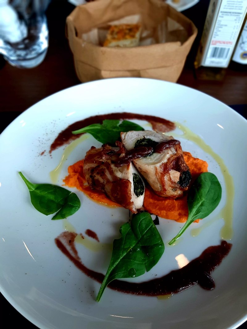 La Squadra Ristorante