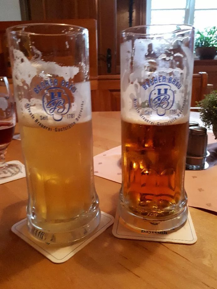 Becher-Brau