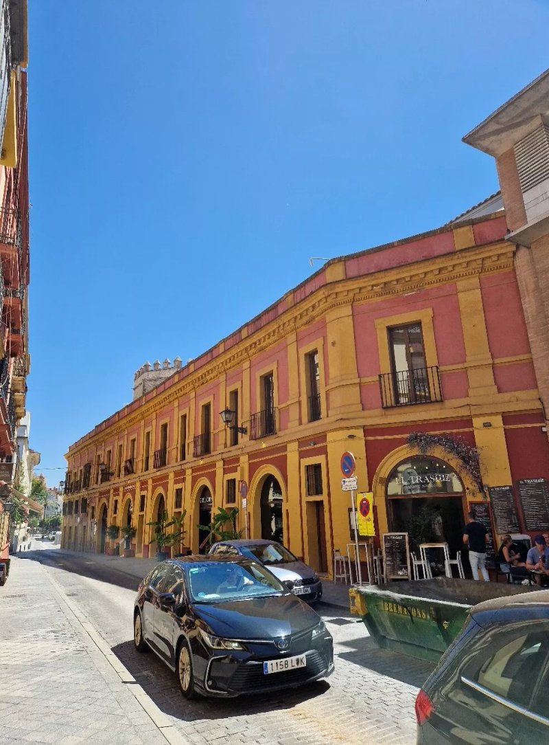 Postigo Del Carbon Building-sevilla