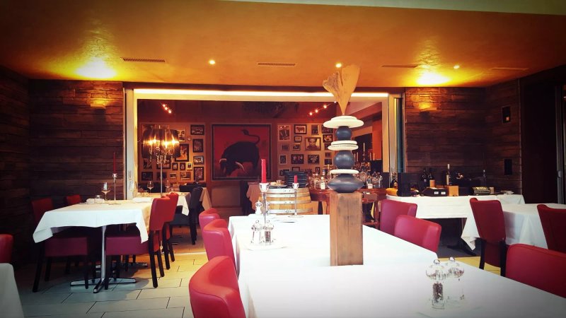 Eintr8 Steakhouse