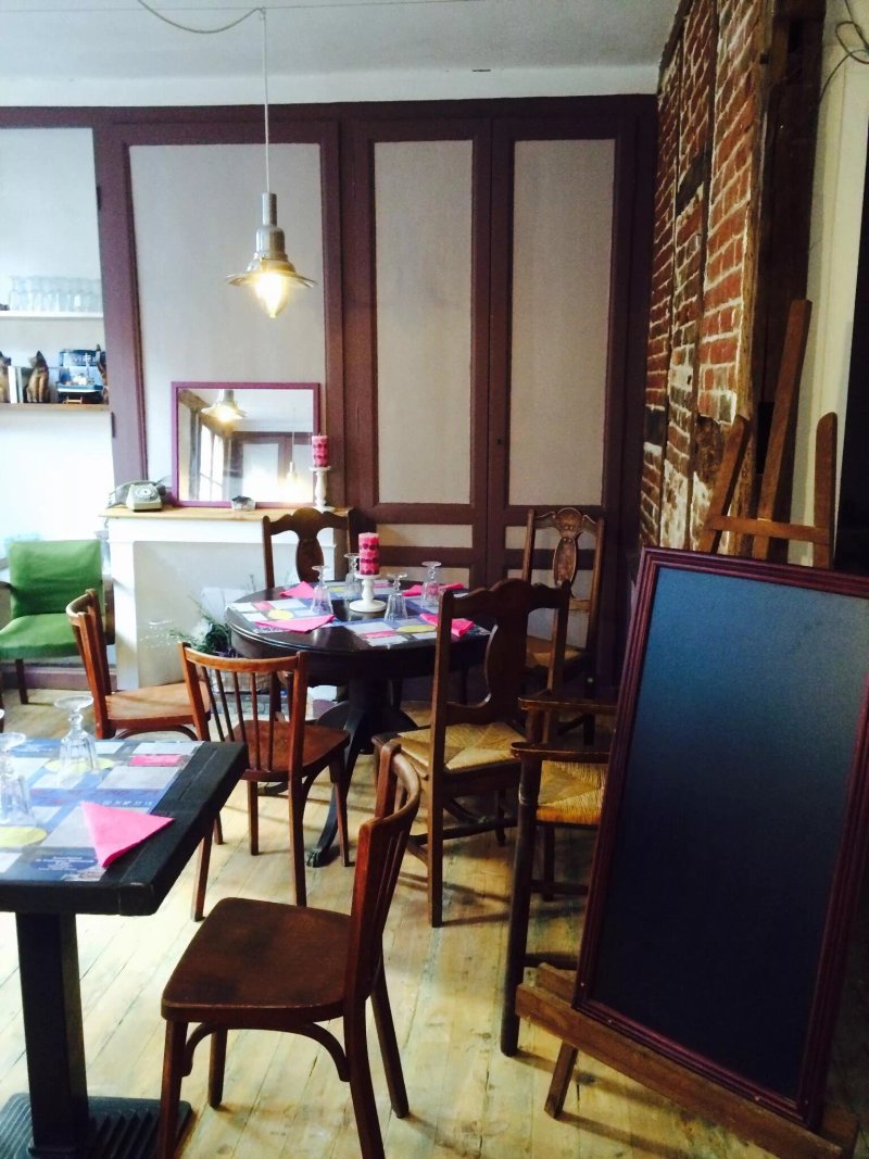 Le Cafe Du Port