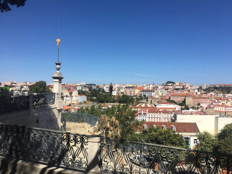 Baluarte Citadino Miradouro Bairro Alto Hostel