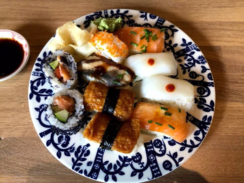 NOM Asian Cuisine