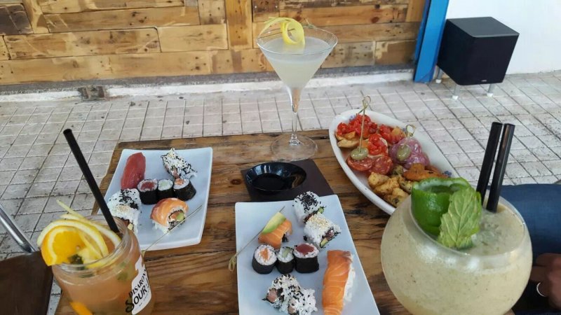 Waikiki Lounge Bar