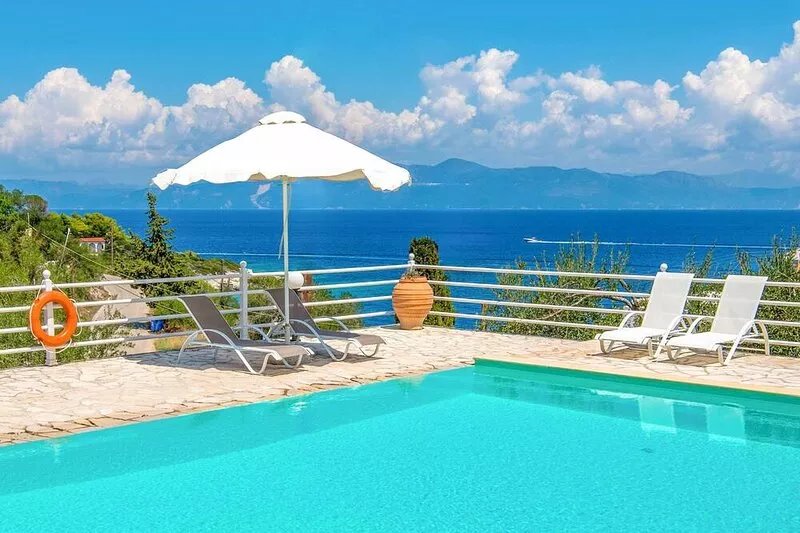Eleni Villa: 2BR, Pool, Seaviews in Yioliskari, Paxos Greece