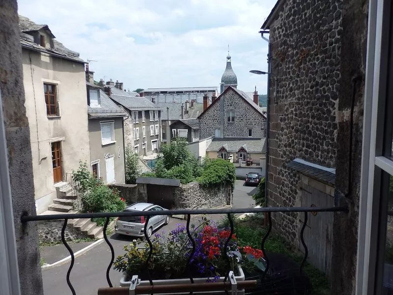 In the Medieval quarter of the small city of Character Murat